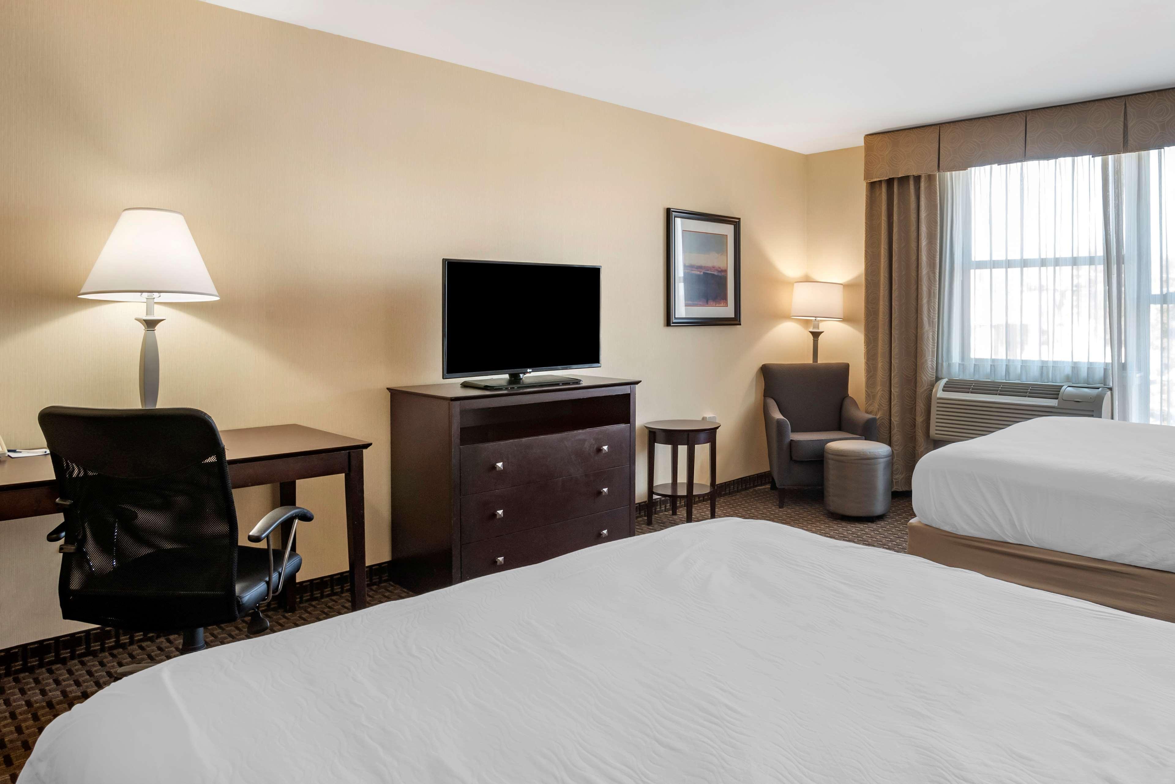 Best Western Plus Philadelphia Airport South - At Widener University Chester Εξωτερικό φωτογραφία