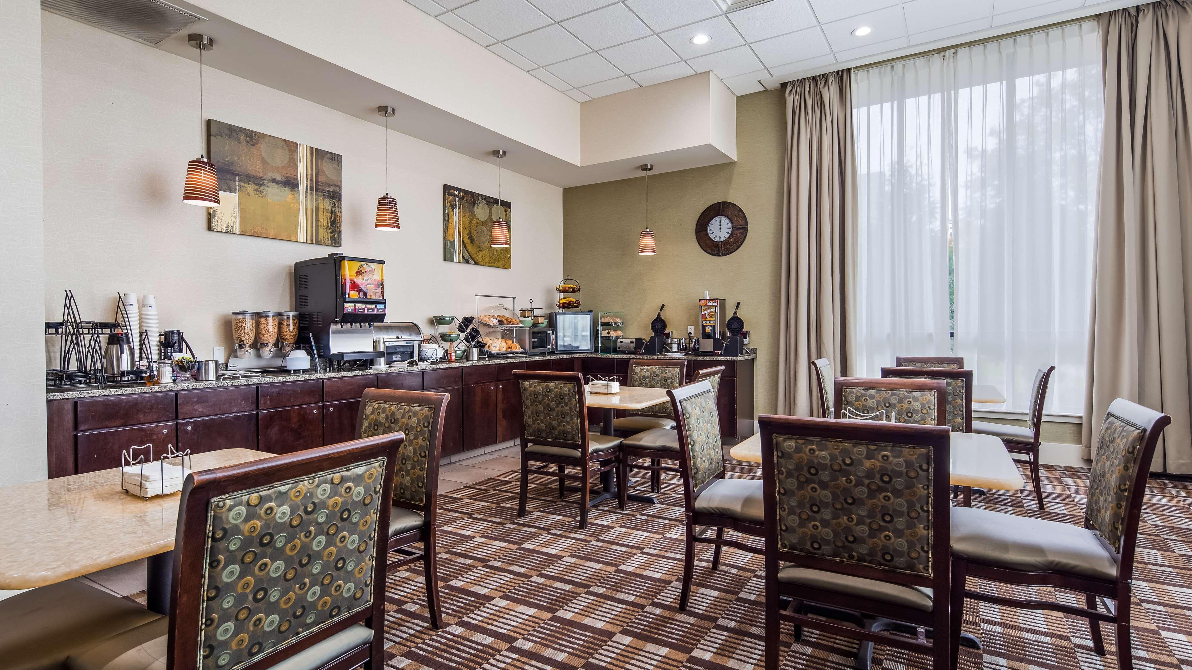 Best Western Plus Philadelphia Airport South - At Widener University Chester Εξωτερικό φωτογραφία