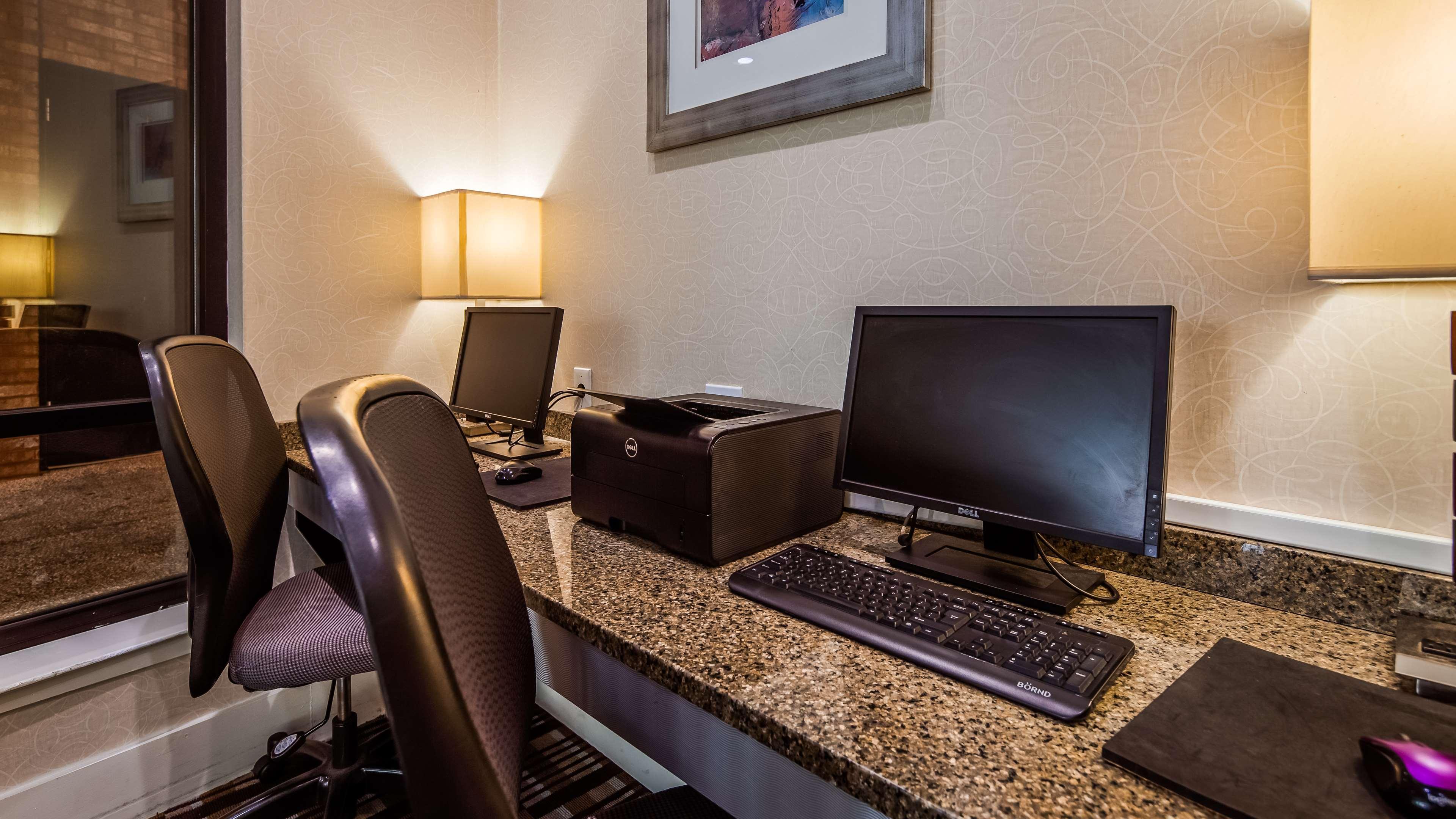 Best Western Plus Philadelphia Airport South - At Widener University Chester Εξωτερικό φωτογραφία