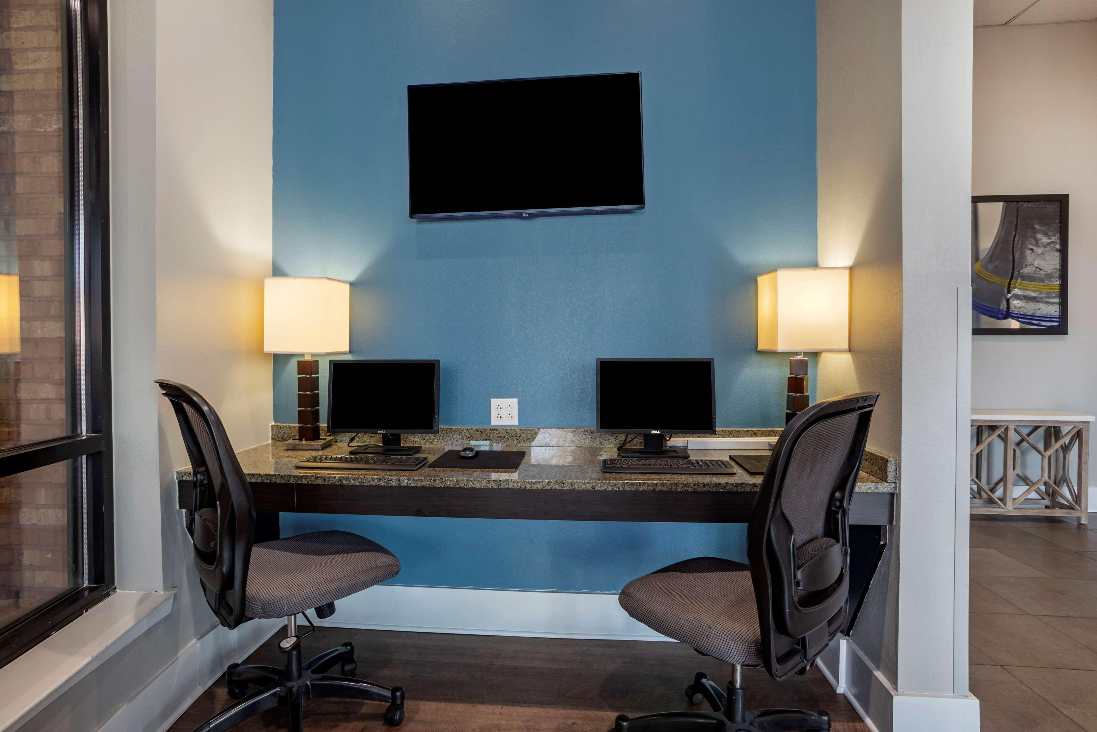 Best Western Plus Philadelphia Airport South - At Widener University Chester Εξωτερικό φωτογραφία